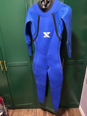 Woman Blue Neoprene One-Piece Wetsuit